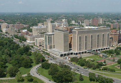 美國新聞與世界報導:2013-2014美國年度最佳醫院