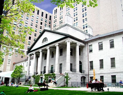 美國新聞與世界報導:2013-2014美國年度最佳醫院