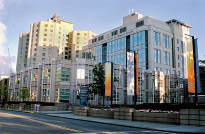 美國新聞與世界報導:2013-2014美國年度最佳醫院