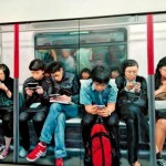 美國人每天上網 3 小時，社群網路占 20%