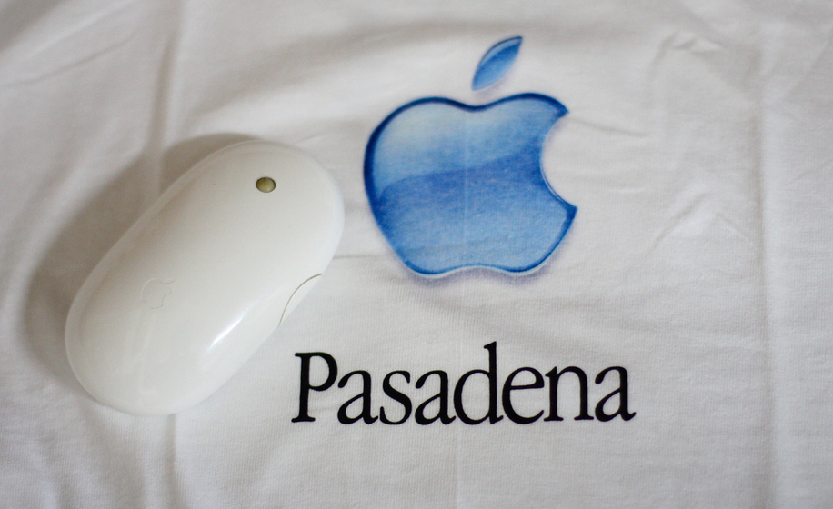Apple Store Pasadena 2003.01.07 CA USA 圖片來源:Flickr/Yifan Bai CC BY 2.0
