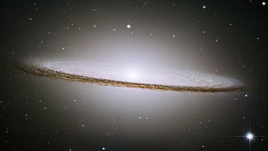 Sombrero Galaxy-2003-28-a