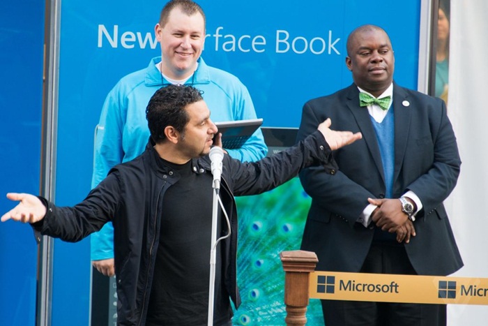 Microsoft Flagship store_huxiu102807