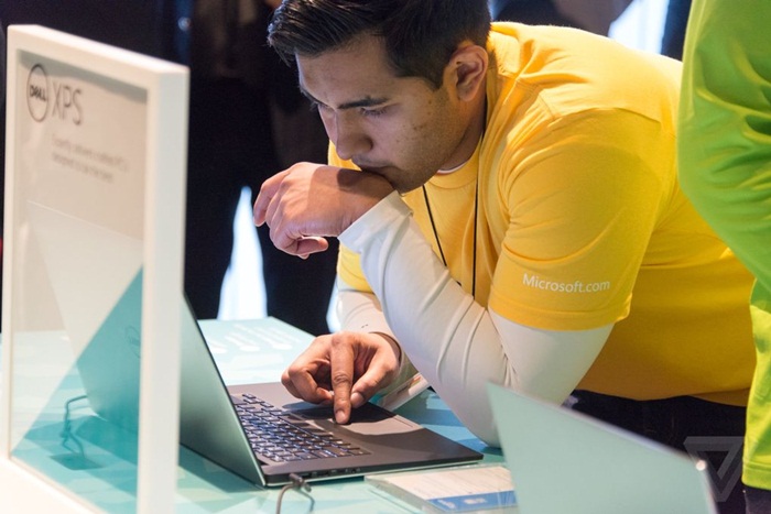 Microsoft Flagship store_huxiu102829