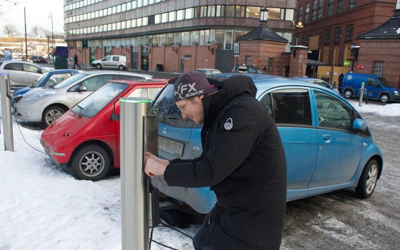 Electric cars 02