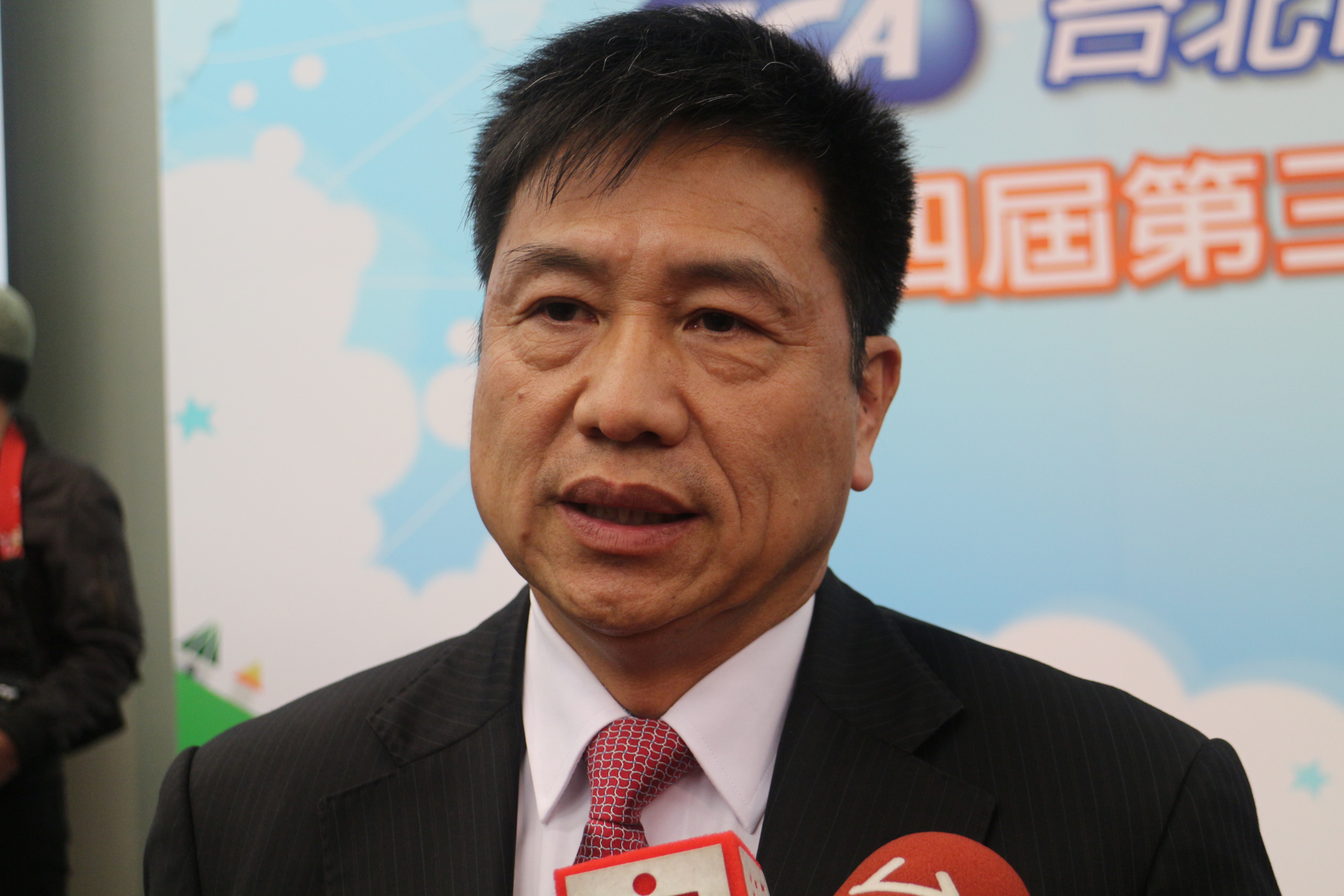 auo 董事長彭雙浪