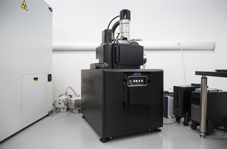 electronic microscope