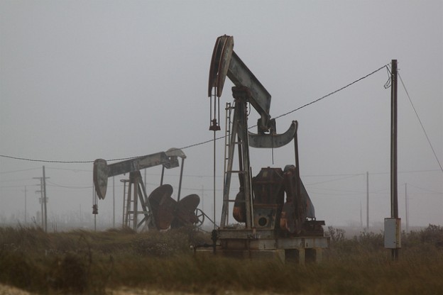 頁岩油企業破產潮海嘯最慘！垃圾債跳樓，專家稱沒跌夠