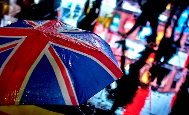 英國難逃負利率詛咒？銀行警告存款恐需收費