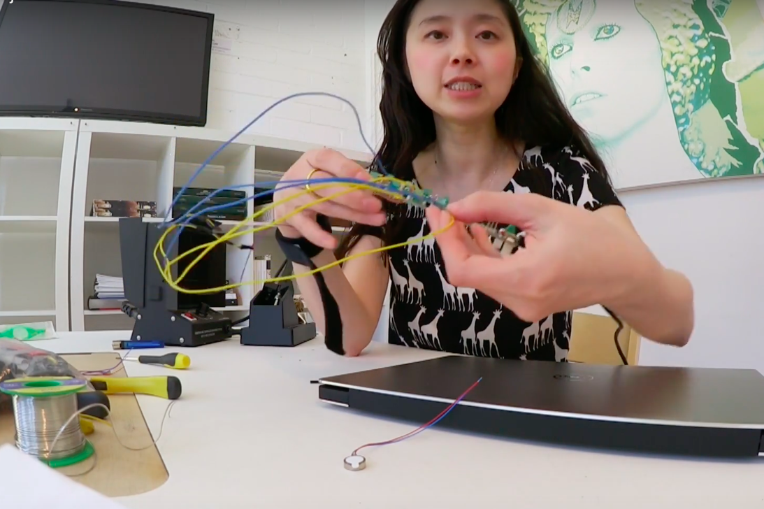 微軟創造了一款手錶，可以讓帕金森氏症患者不再手顫 | TechNews 科技新報