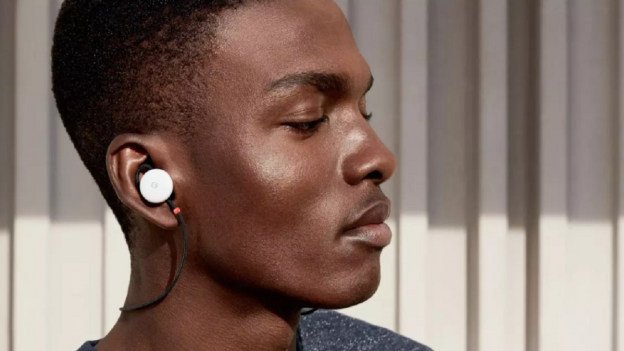 買哪個好？當 AirPods 遇上會翻譯的 Pixel Buds