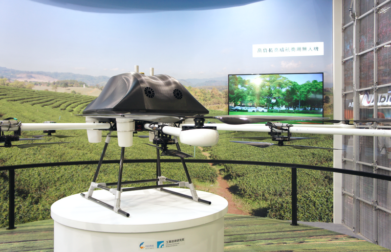 工研院無人機結合影像分析，用於橋梁檢測、警用巡邏等減輕人員負擔