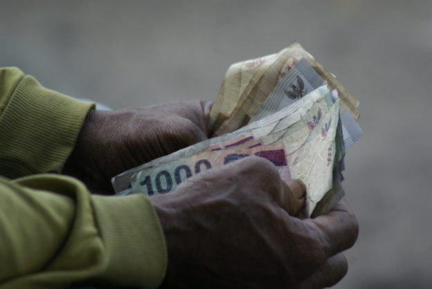 印尼股市今年逆勢漲 3.98%！元大新東協平衡基金一次囊括