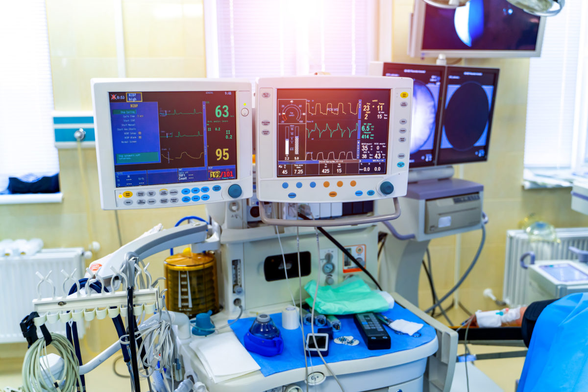 紐約醫護數據顯示 靠呼吸器維生的武肺患者死亡率近9 成 Technews 科技新報