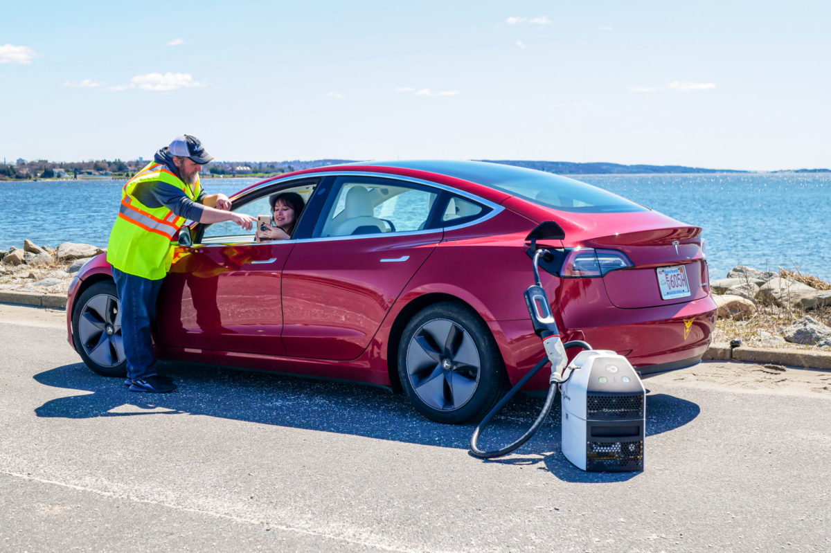 電動車用行動充電器上市 每分鐘補血1 英里續航 Technews 科技新報 電動車用行動充電器上市 每分鐘補血1 英里續航 Technews 科技新報