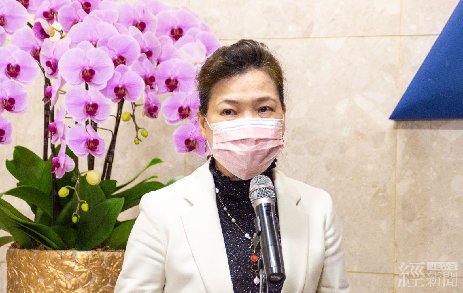 經濟部長秘書確診 部長王美花 次長曾文生居家隔離14 天 Technews 科技新報