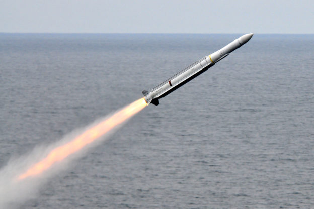 取代海麻雀,美國與 11 盟國共同開發新型艦射防空飛彈