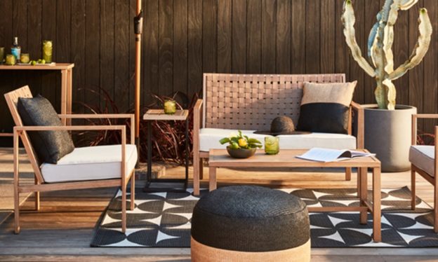 散戶瘋搶 BBBY、8 月暴衝 310%，GME 董事長下大注