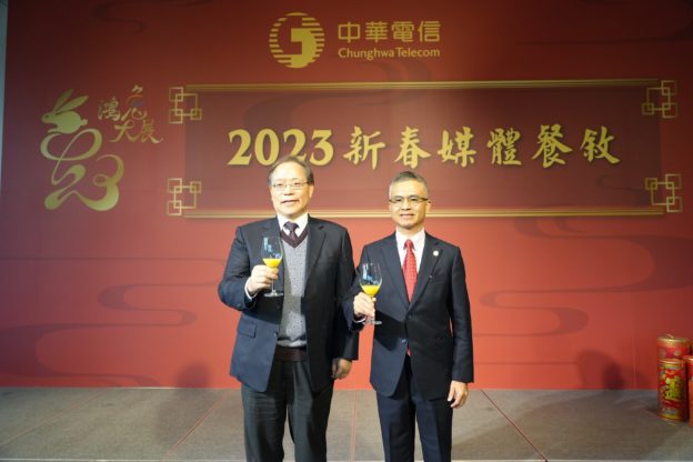 國境解封，中華電：國際漫遊用戶成長 6 倍
