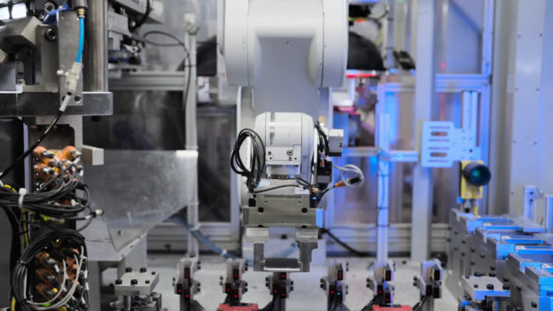 蘋果「碳中和」下一步，電池、印刷電路板都是重點