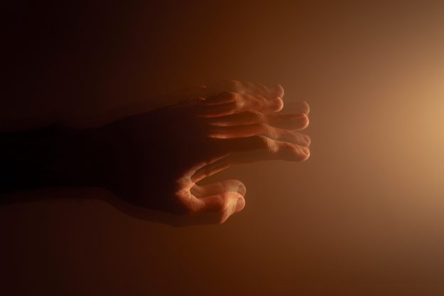 研究揭帕金森氏症患者大腦積聚特定蛋白質，新技術助早期診斷