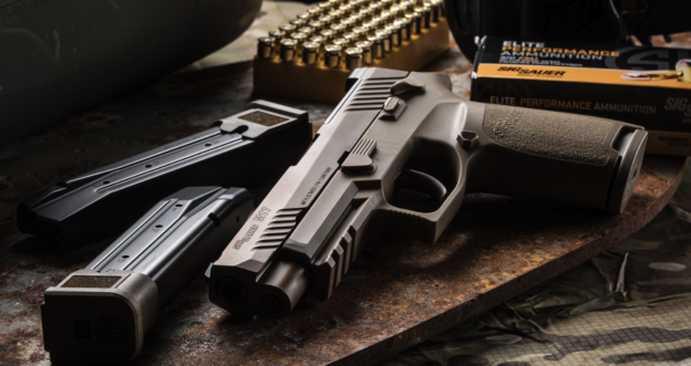 跟隨美國、丹麥和澳洲，加拿大選擇 Sig P320 開始服役