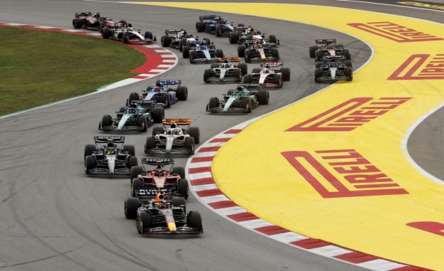 F1 賽車手比賽時，不會隨意眨眼睛