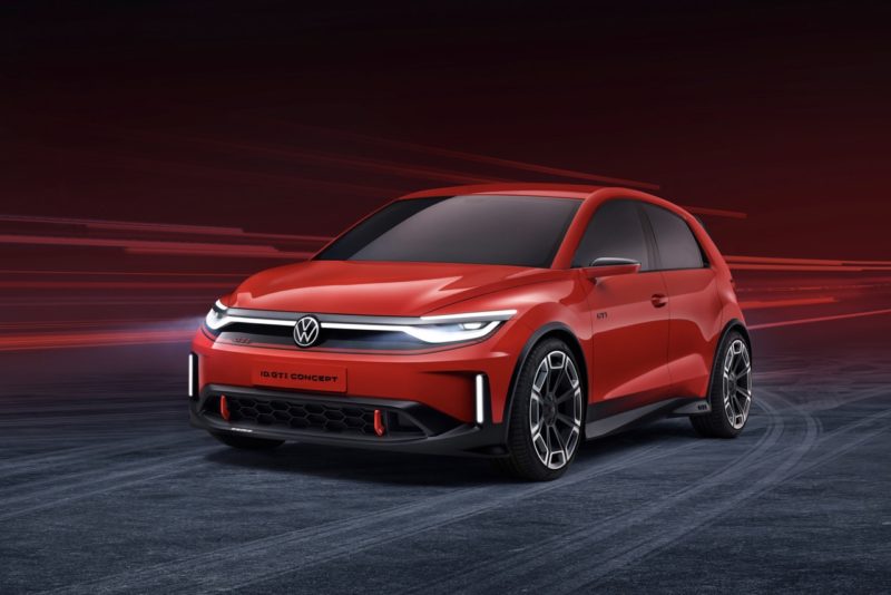 福斯純電 ID. GTI 亮相，也可以說是純電版的 Golf GTI