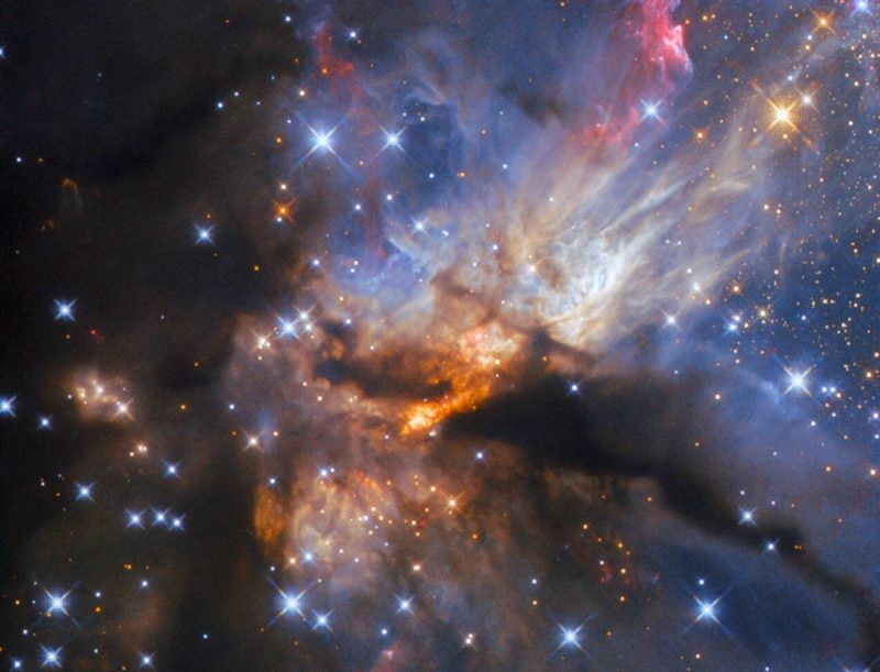 哈伯太空望遠鏡拍攝大質量恆星形成區