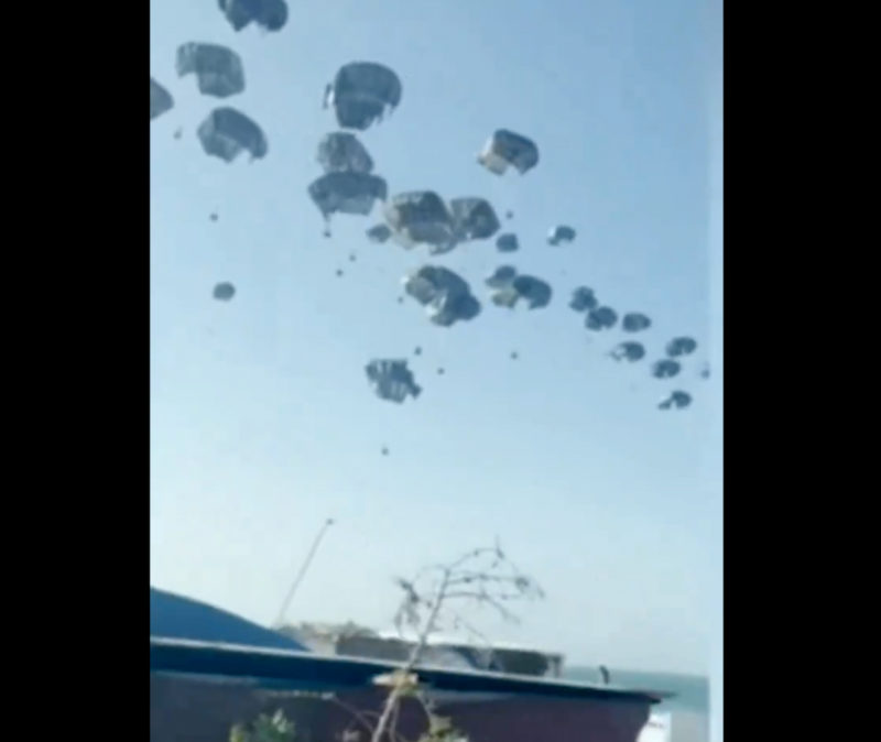 協助加薩人道危機，美軍緊急空投 38,000 份 MRE