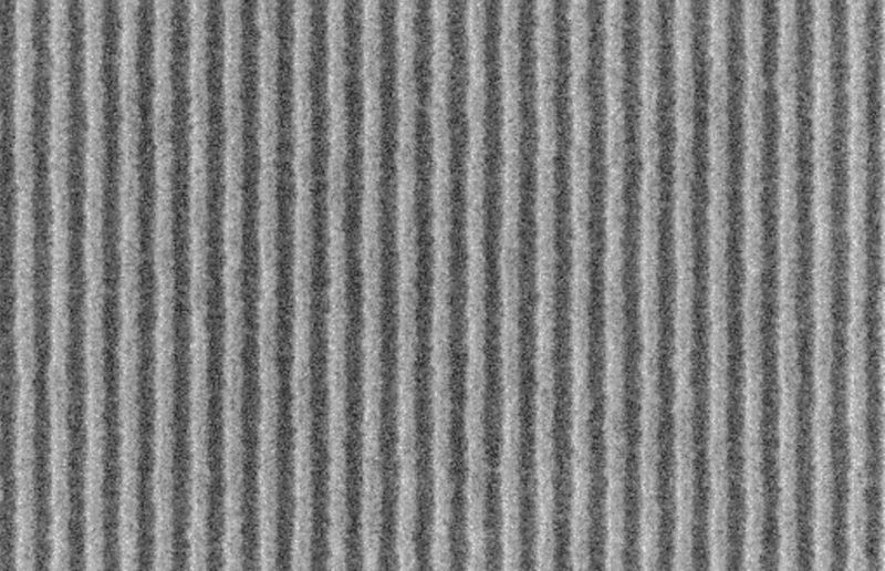 紀念性一刻！ASML 最新 High-NA EUV，成功印首條 10 奈米密集線