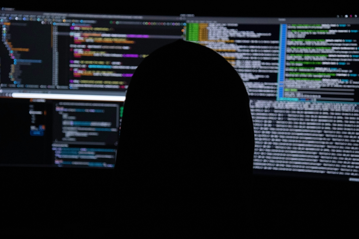 中國駭客冒充美國前官員，意圖竊取 AI 專家電子郵件