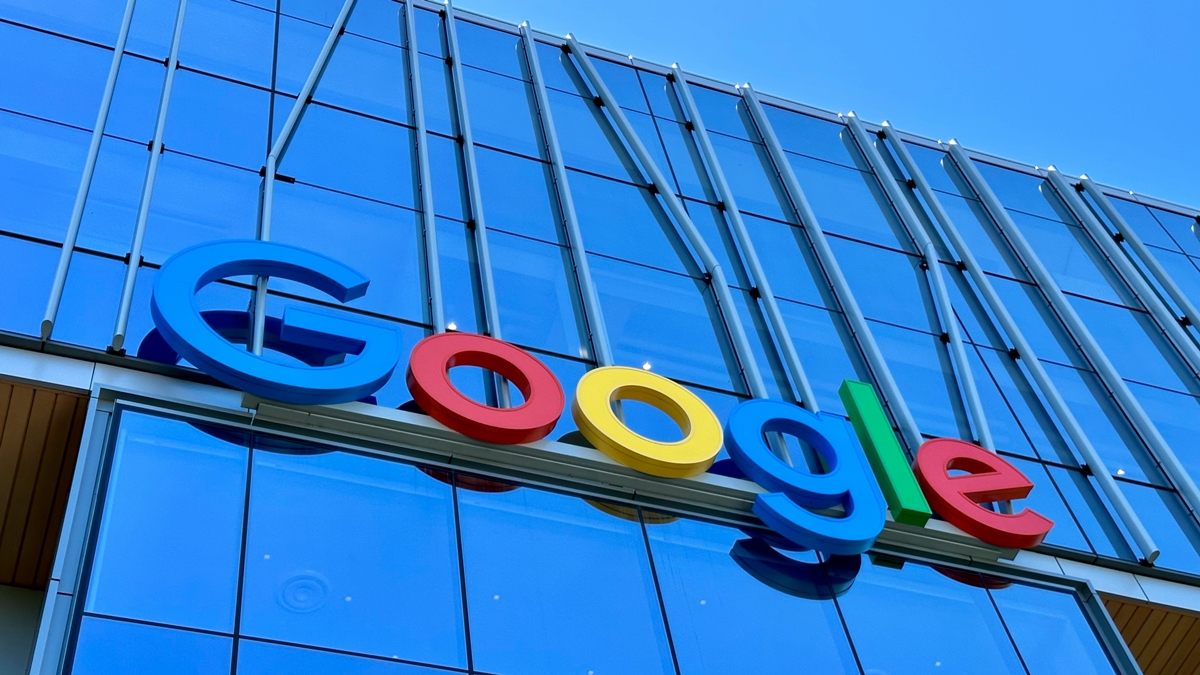 AI 巨頭齊聲呼籲降速 Google / Meta 有望受惠？