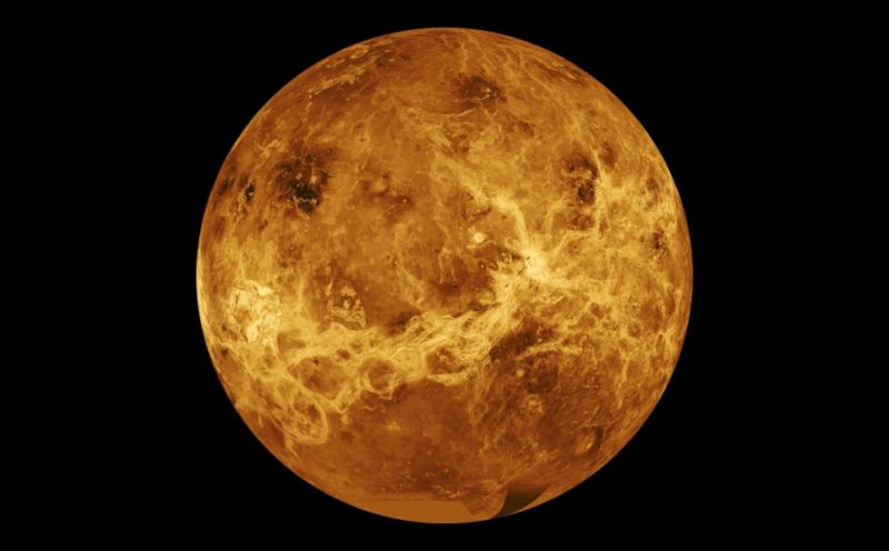 塵封半世紀的 NASA 檔案揭密,金星其實很「水」