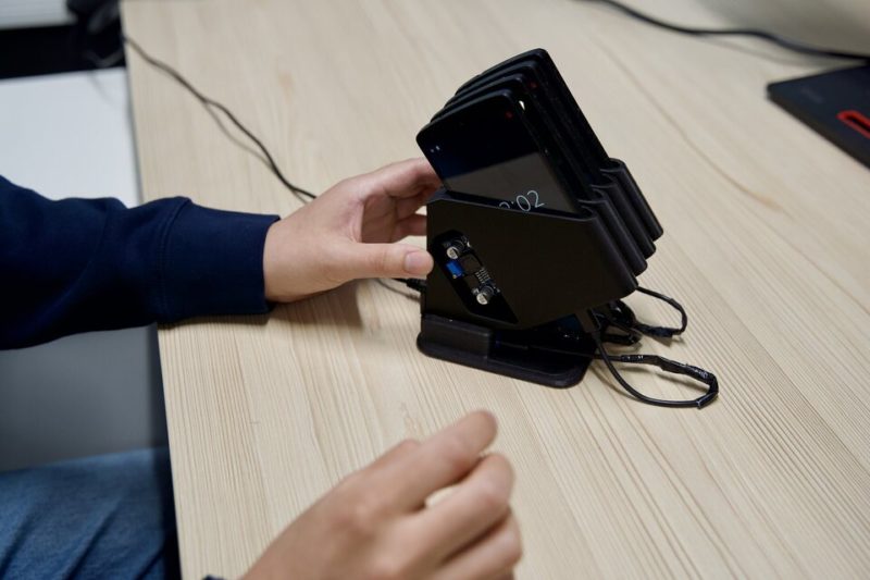 舊手機迎第二春！科學家打造「迷你資料中心」，首度水下實測成功