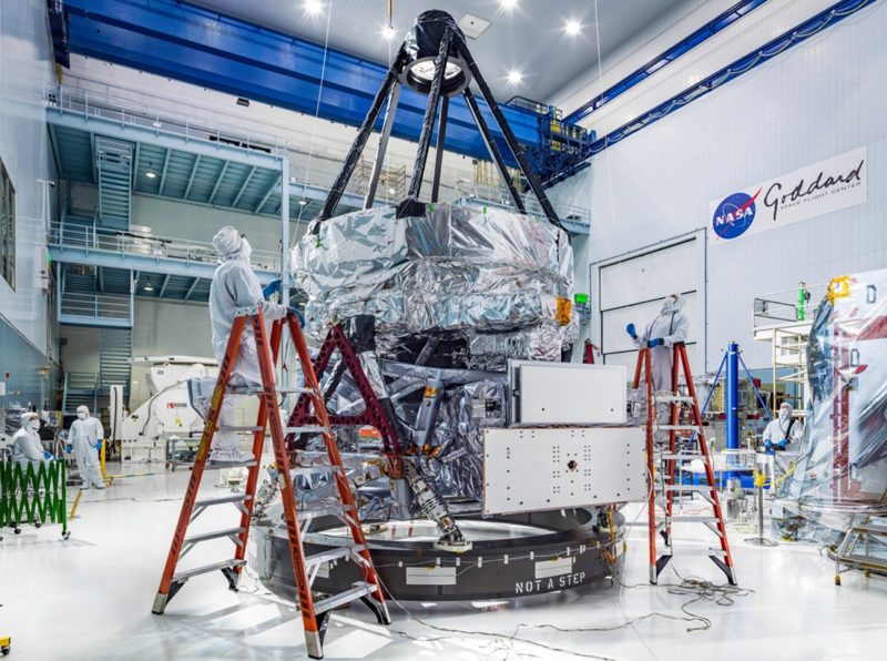 NASA 測試負熱膨脹合金，加熱縮小特性將革新太空望遠鏡設計