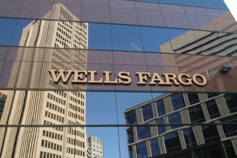 華爾街日報:富國銀行駐美銀行家被禁止離開中國