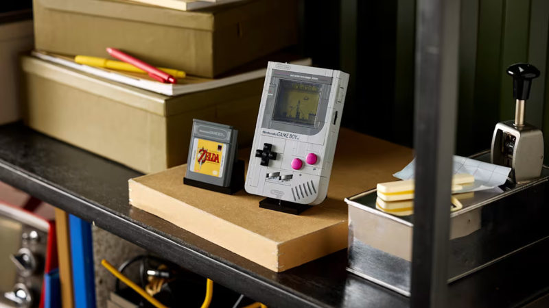 樂高、任天堂 10 月聯名推出 1:1 Game Boy 積木組，可換螢幕顯示經典遊戲畫面