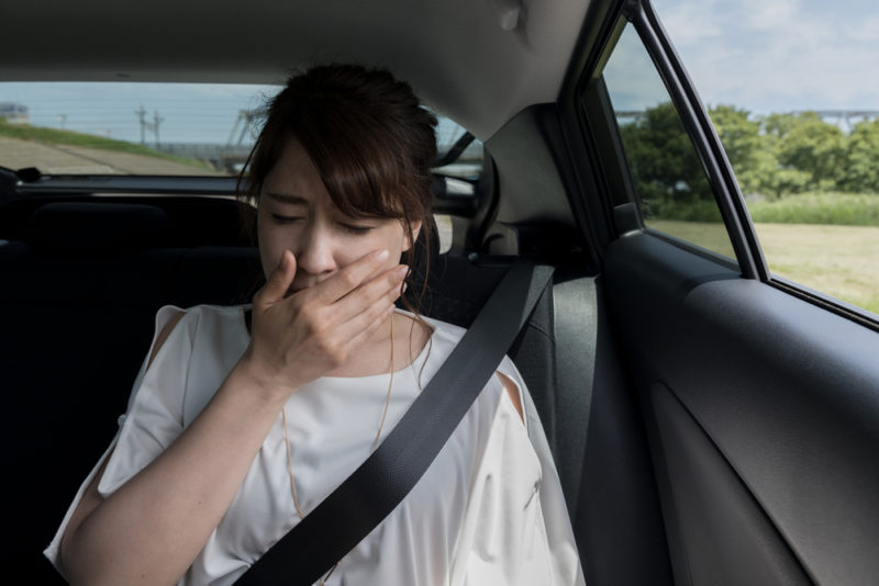 搭電動車更容易暈車？關鍵在於你的大腦還沒適應