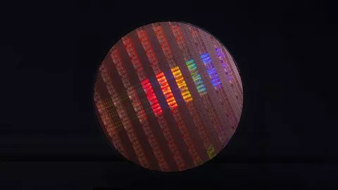 蘋果傳評估採用 14A 製程,Intel 能翻身嗎?