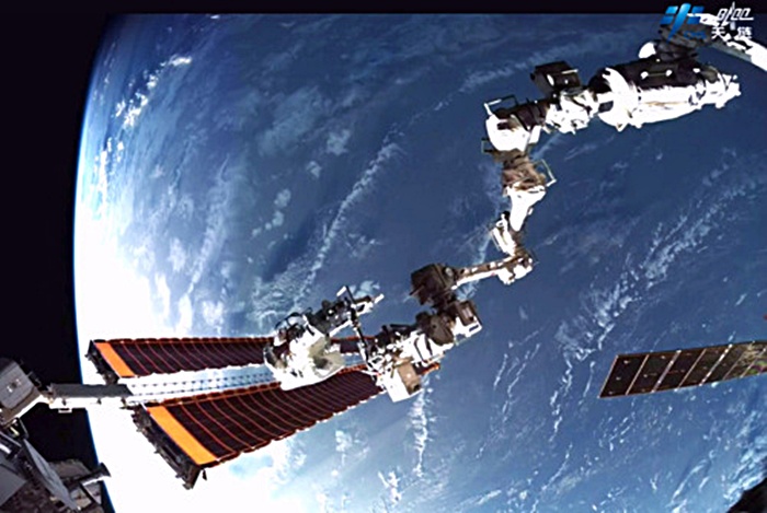 天宮太空站科技升級,「悟空」AI 與新型太空服同步到位