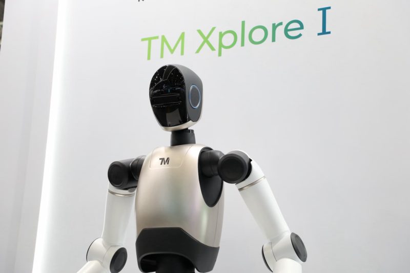 買回去馬上開工！達明機器人自動化大展全球首發人形機器人 TM Xplore I