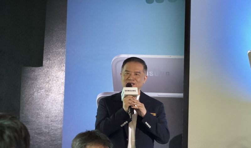 三星三摺機、頭顯產品近期有望現身？台總座：年底前有機會
