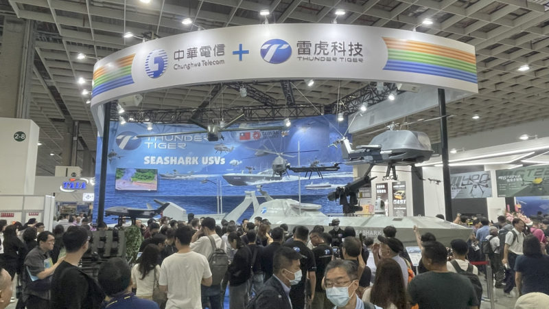 搶無人機 500 億標案，漢翔、雷虎與亞航各自組隊爭取