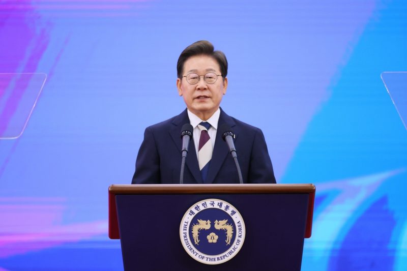 李在明出席韓中商務論壇，盼擴大與中國經濟合作