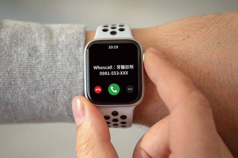 抬手一瞄看誰來電，Whoscall 支援 Apple Watch 來電辨識