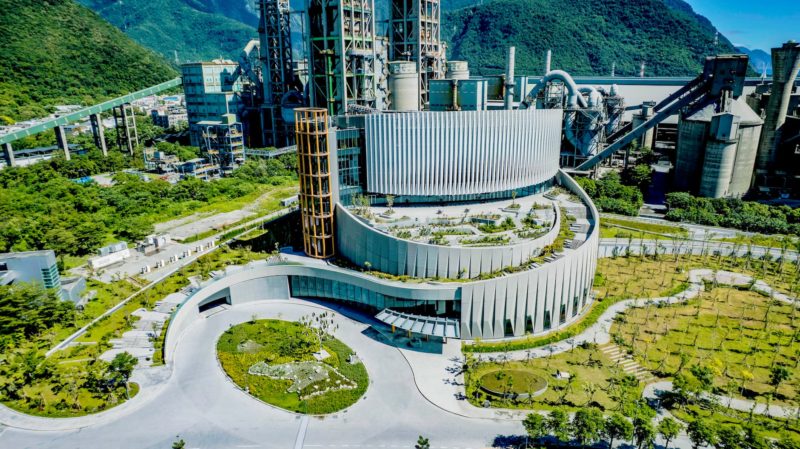 台泥啟用 DAKA 再生資源利用中心！水泥窯高溫助花蓮處理 200 噸垃圾