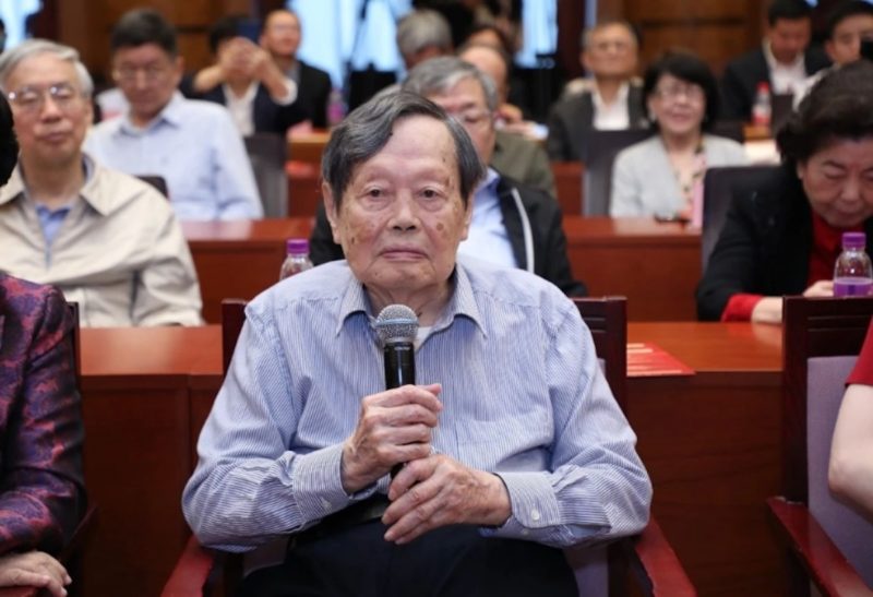 諾貝爾物理學獎得主楊振寧逝世,享壽 103 歲