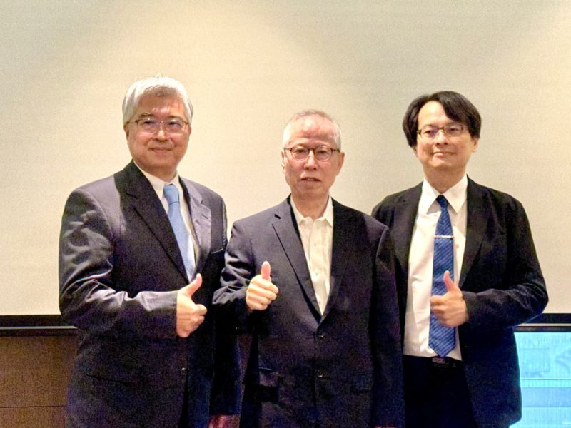 Solar cell 應翻為太陽能晶片而非電池！董座洪傳獻：聯合再生規劃美國發展