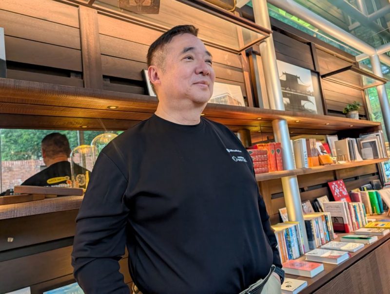 慧榮苟嘉章:記憶體缺貨潮缺口翻倍龐大,供應難填補 2026 年還將持續